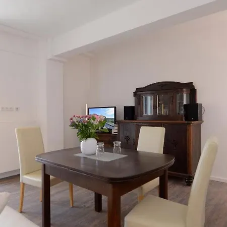 Mit Grosser Terrasse Ohlerich Speicher 4*